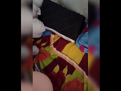 ❤️ Mwenzangu anakaa peke yake nyumbani kwa sababu mume wake anaenda likizo na mimi huchukua nafasi hiyo kumlamba na kumjaza maziwa. Pono ❌